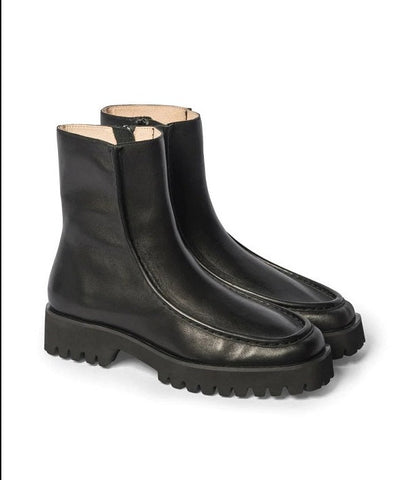 Chelsea City Boot /Black Leather