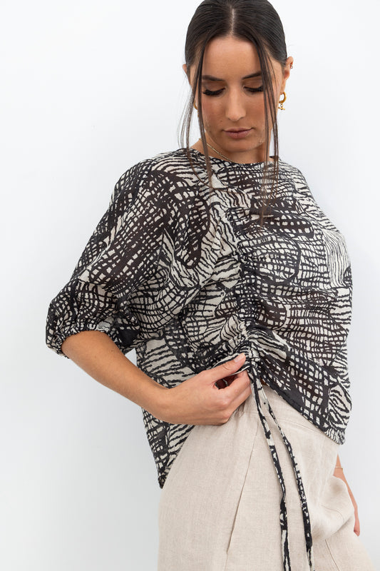 Pixelated Pattern Top / White