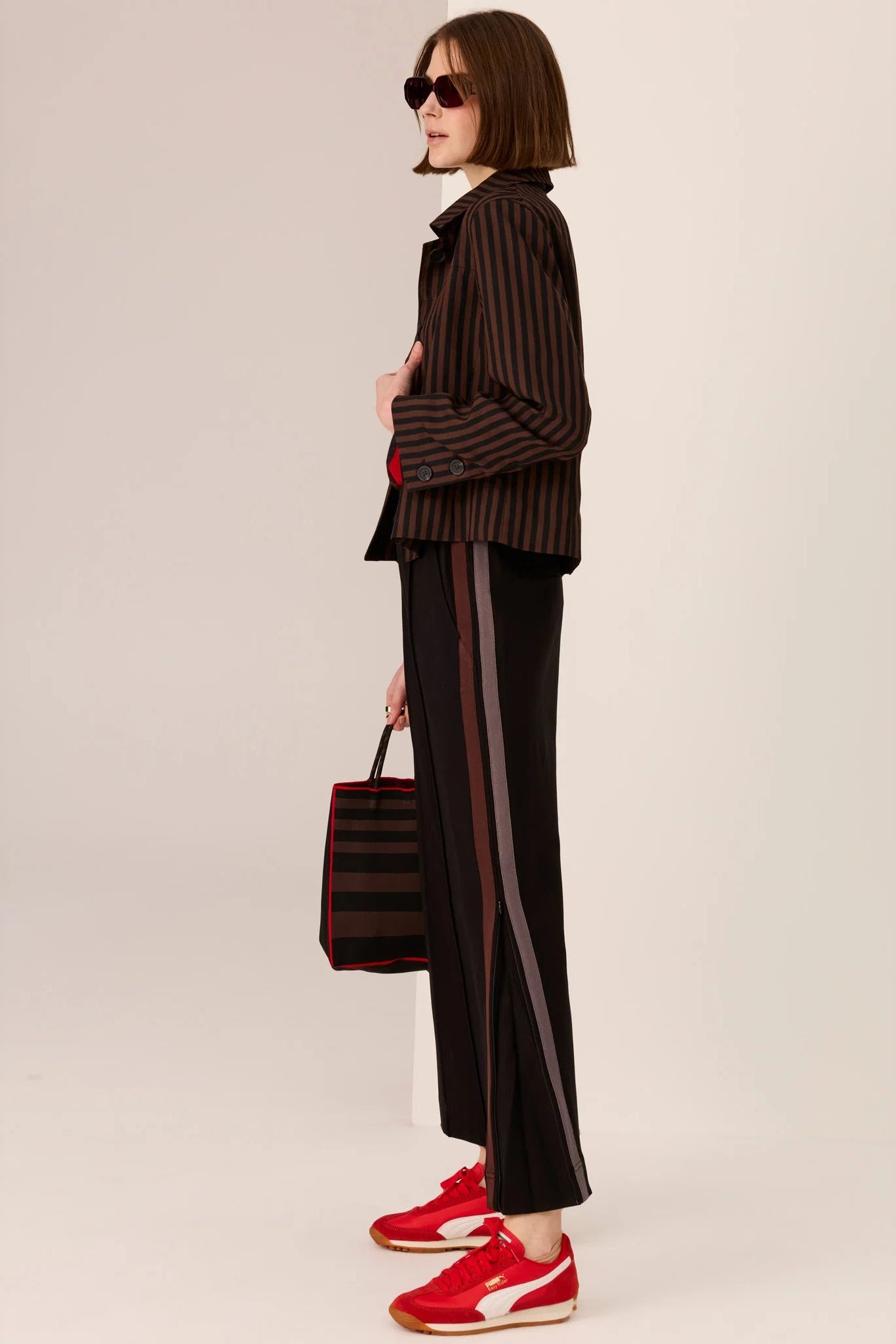 Dara Cropped Jacket / Choc-Black