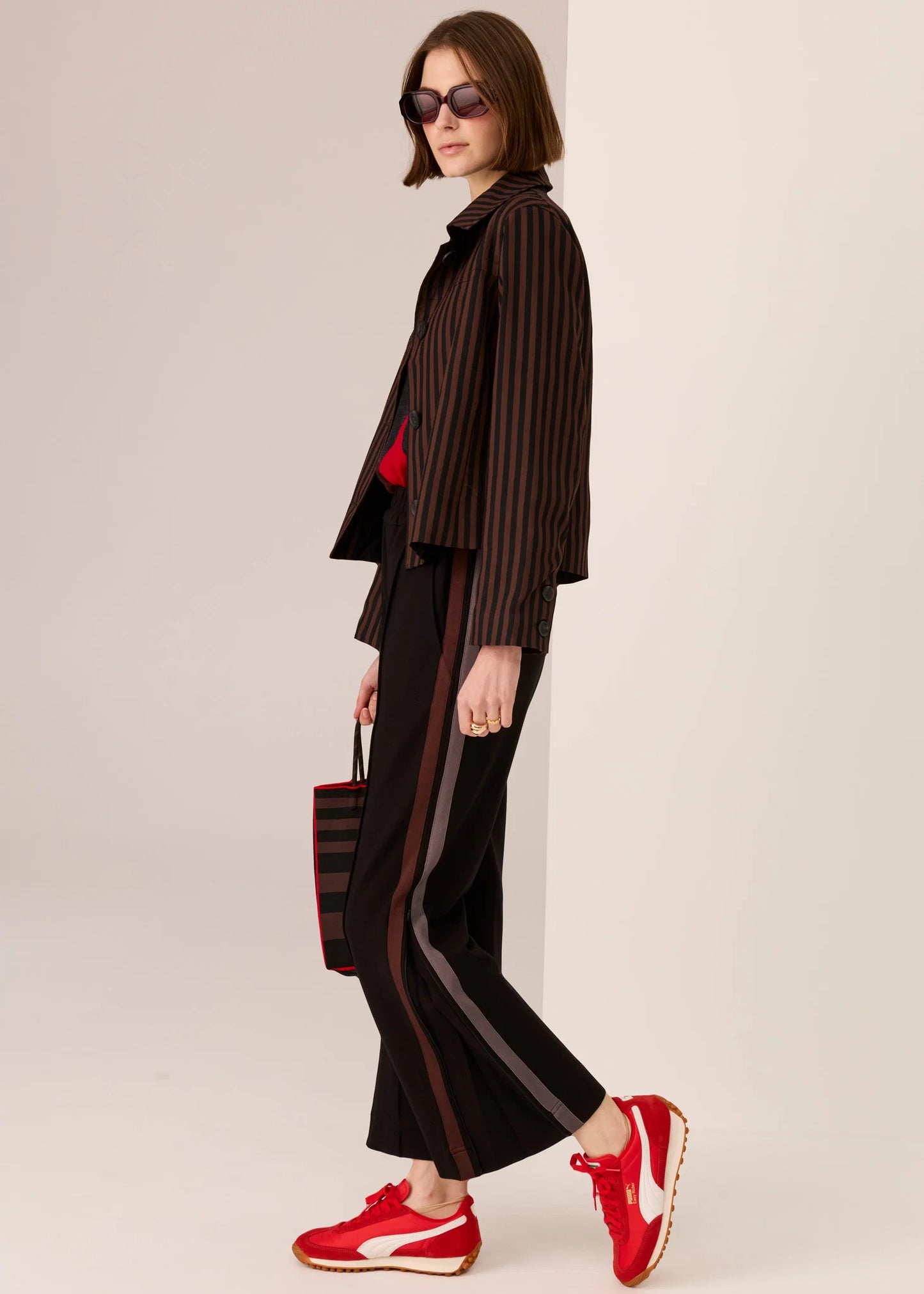 Dara Cropped Jacket / Choc-Black