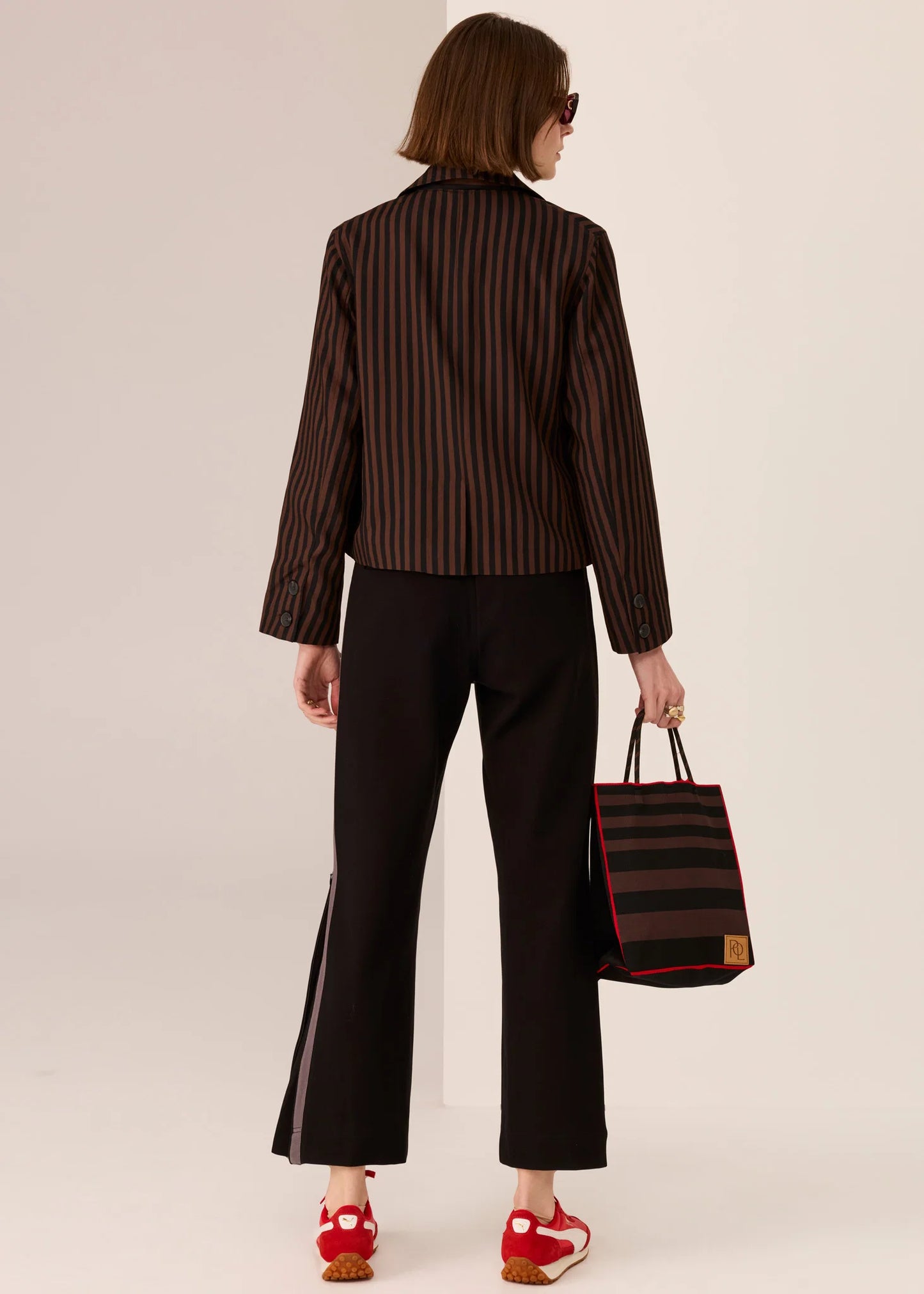 Dara Cropped Jacket / Choc-Black