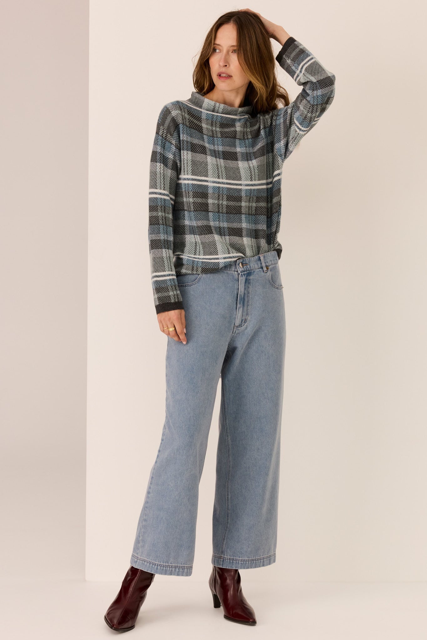 Quinn Check Knit / Charcoal-Blue