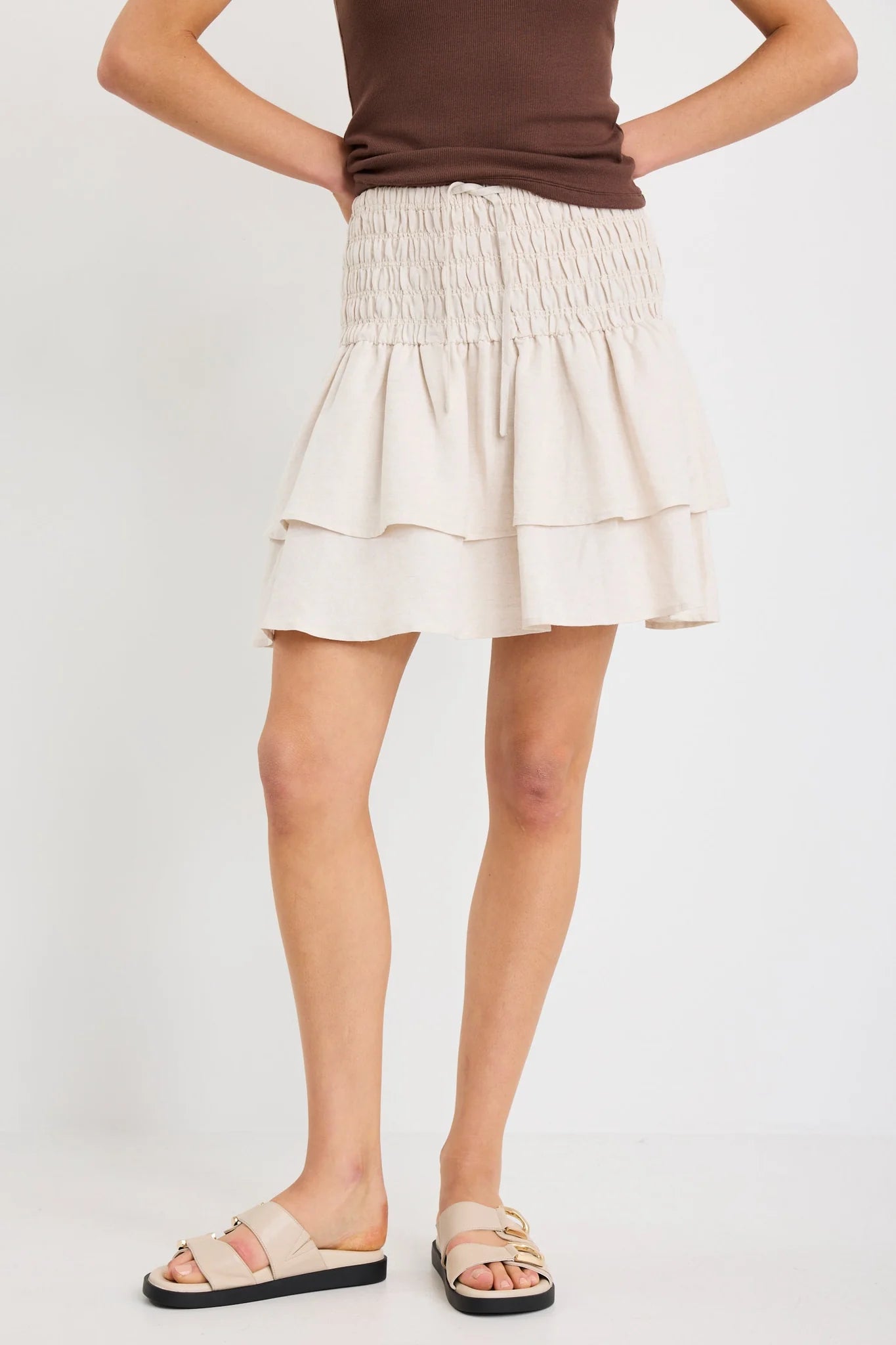 Lennox Shirred Blend Tiered Mini Skirt / Natural Linen