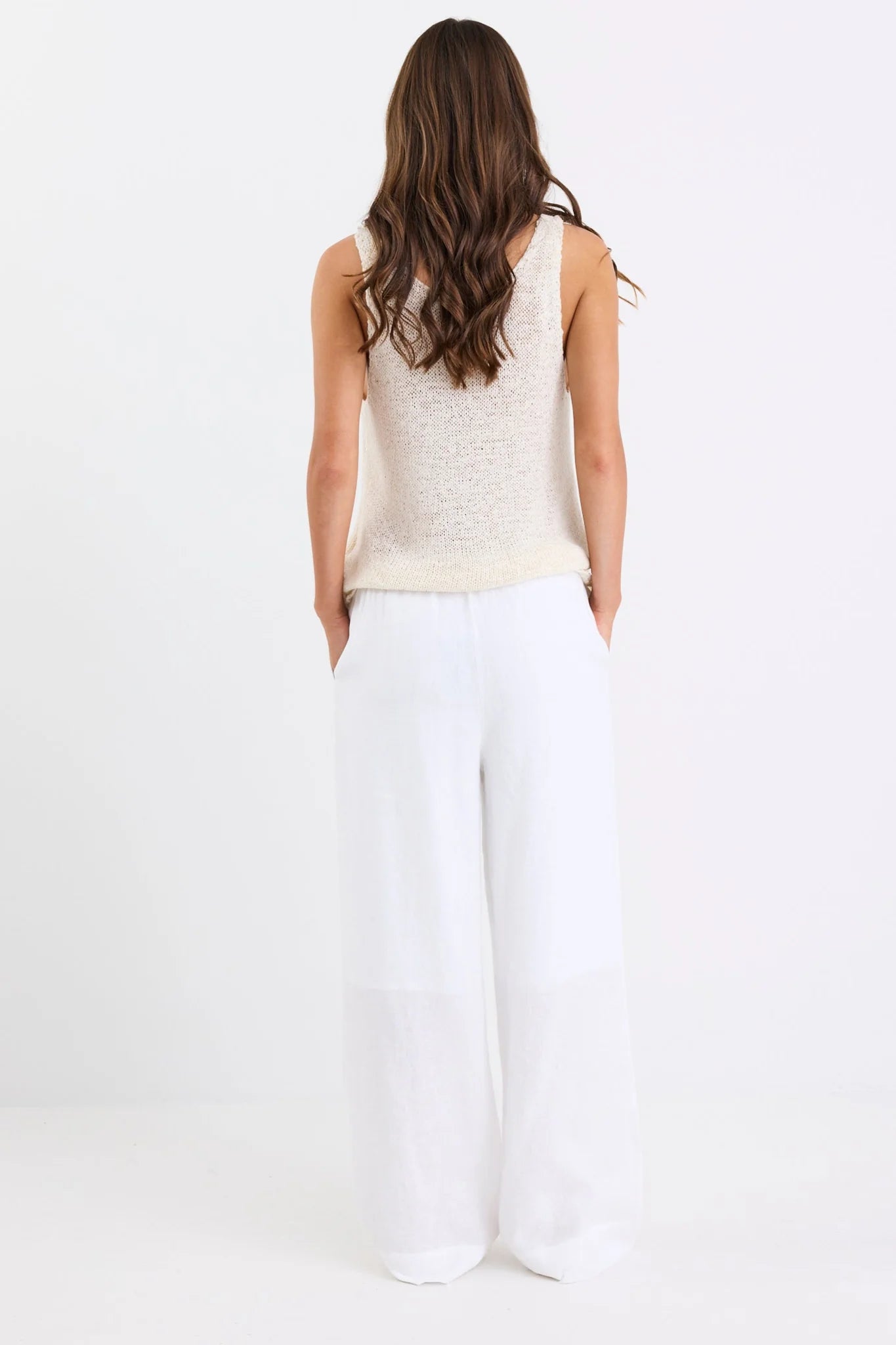 Wellness Linen Pull On Wide Leg Pants / White