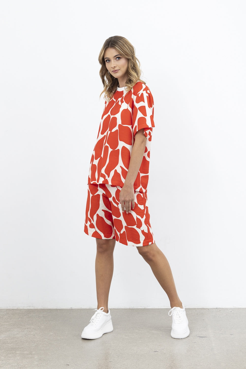 Stop Motion Shorts / Red Print