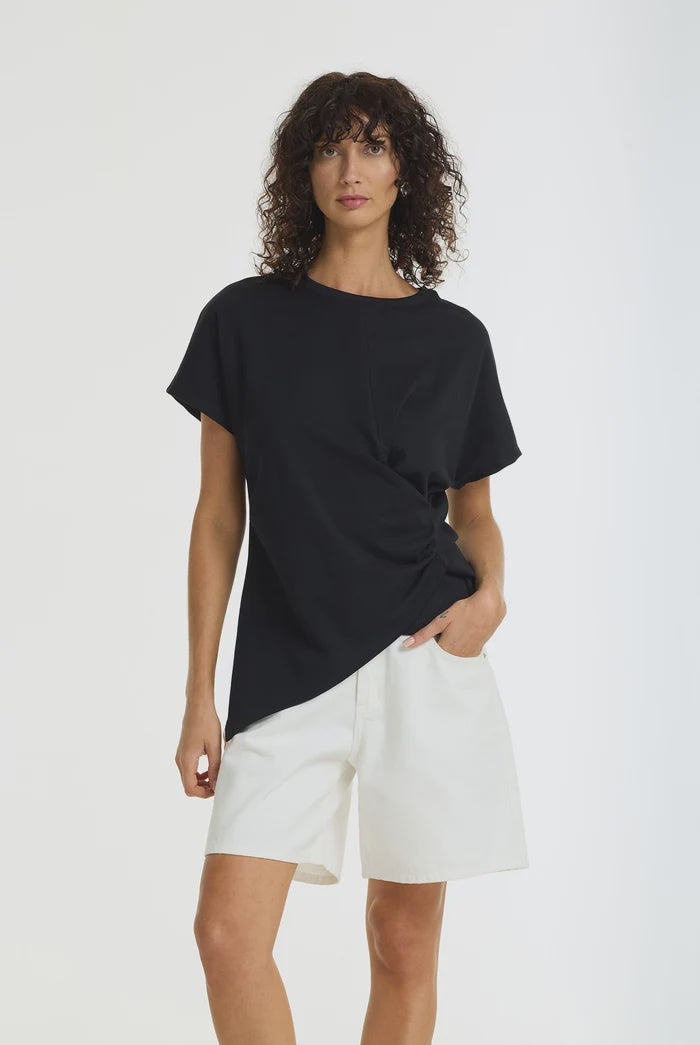 Time Slows Tee / Black