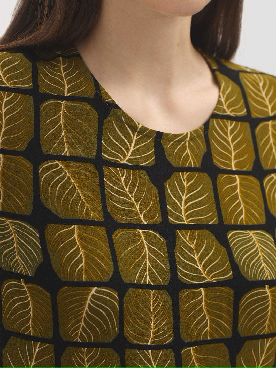 Square Leaves Print Dress / Khaki