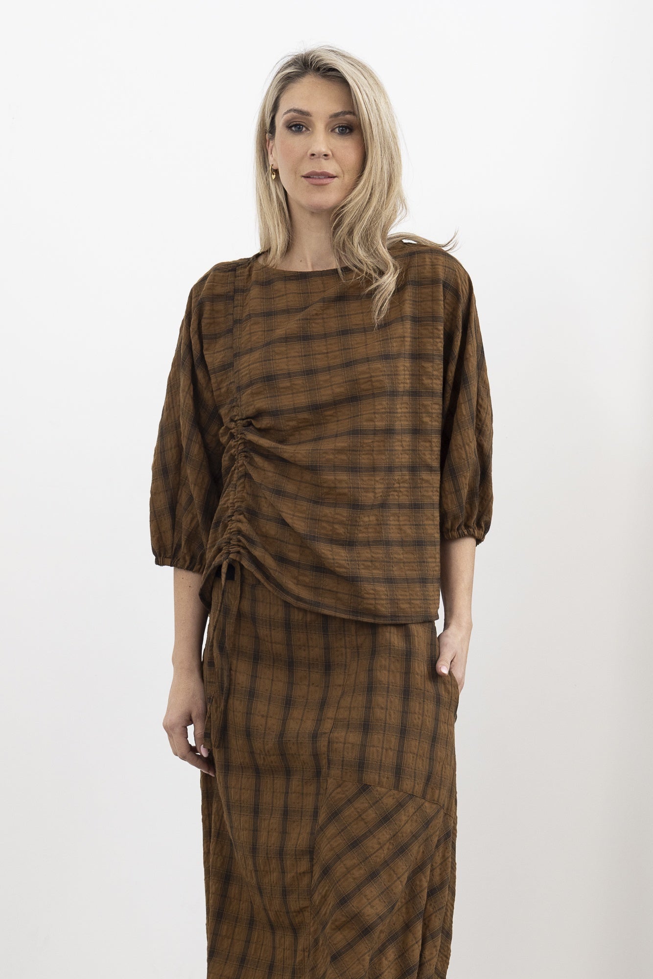 Whispering Top / Tan