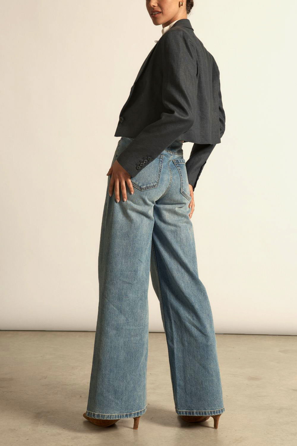 Aura Jean / Mid Denim