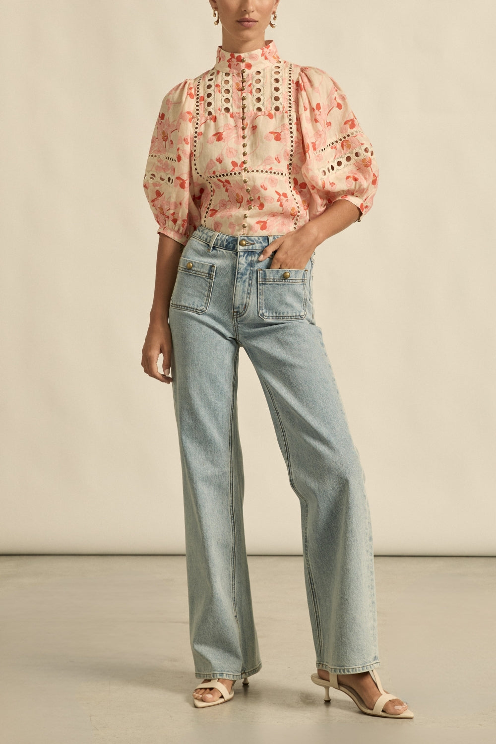 Cabaret Top / Cherry Tulip