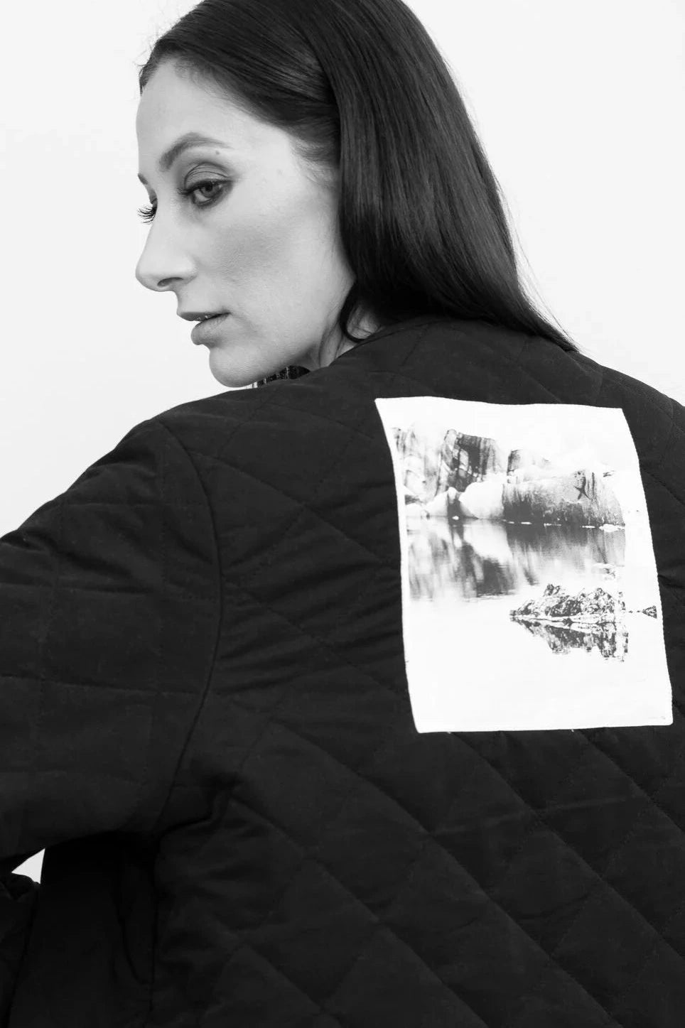 Live in the Moment Jacket / Black