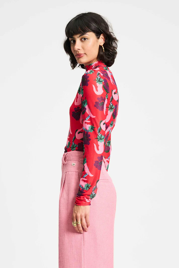 Picnic Delight Turtleneck / Red