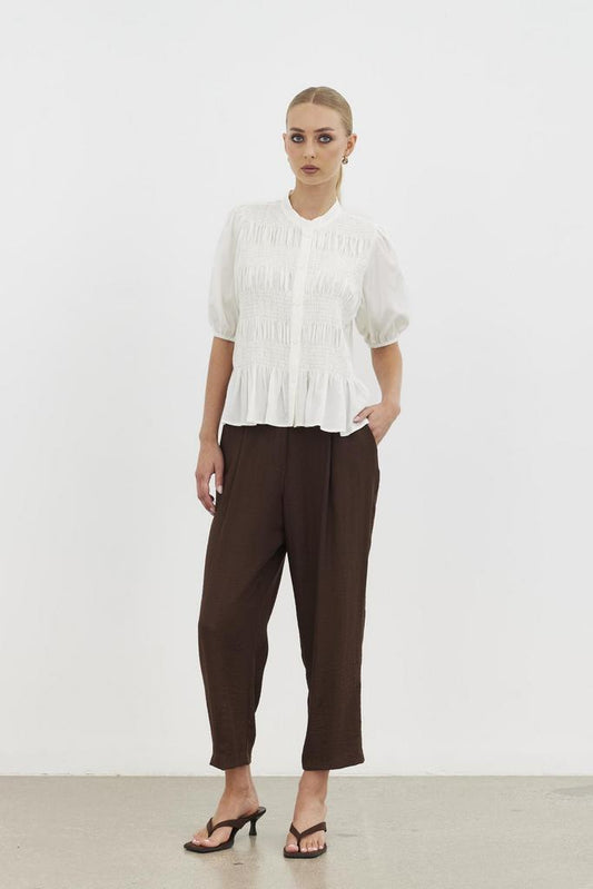 Serene Smocked Top / White
