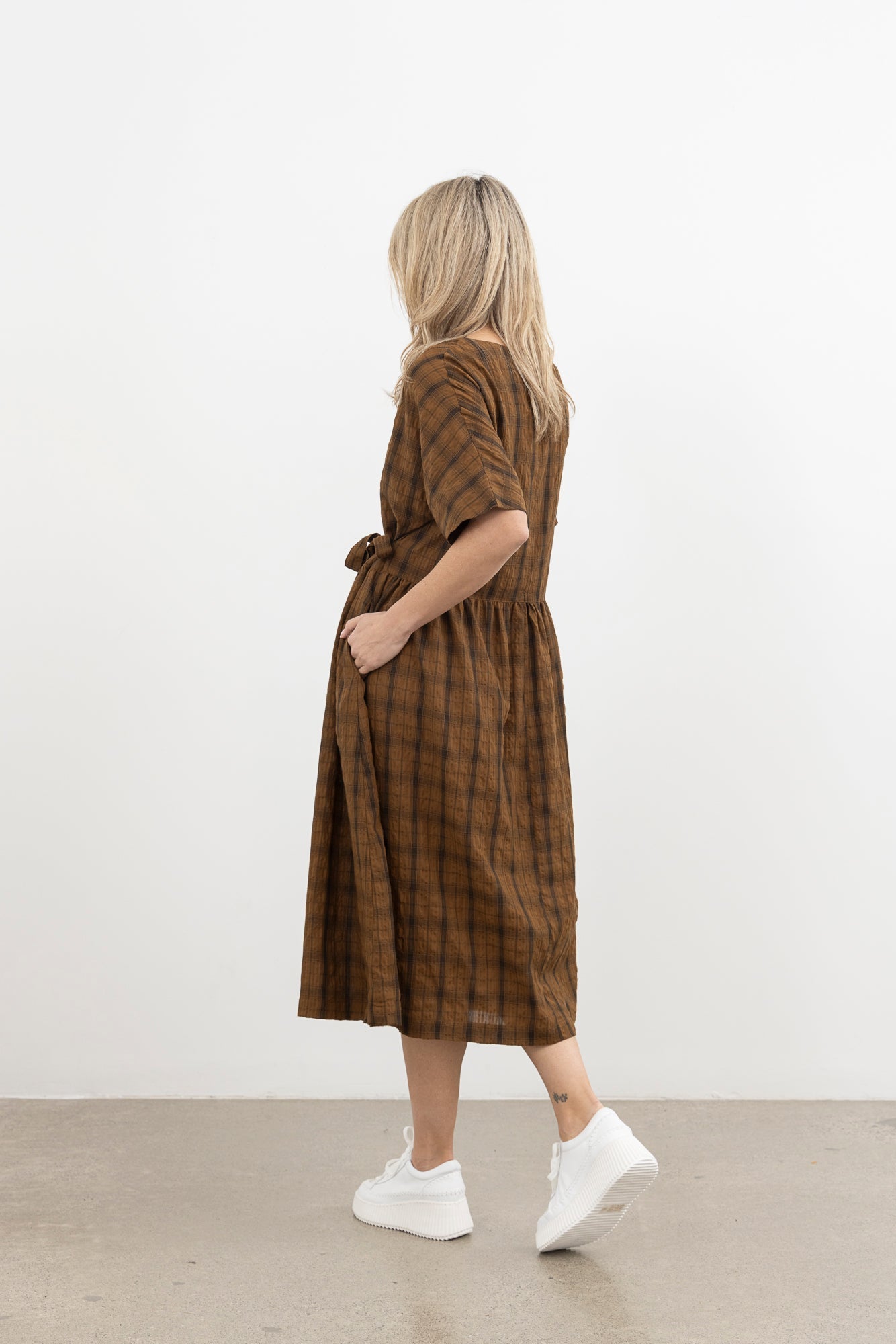 Whispering Dress / Tan